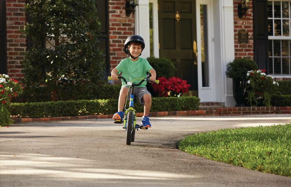 Supercycle Kickstart Kids' Bike, 14-in, Training Wheels 8 Supercycle Kickstart Kids' Bike, 14-in, Training Wheels - Image 8