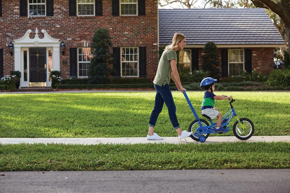 Supercycle Kickstart Kids' Bike, 14-in, Training Wheels 7 Supercycle Kickstart Kids' Bike, 14-in, Training Wheels - Image 7